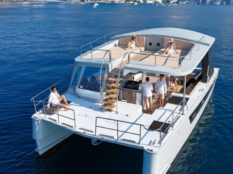 Alquiler de Lancha, con o sin patrón CAT Nápoles