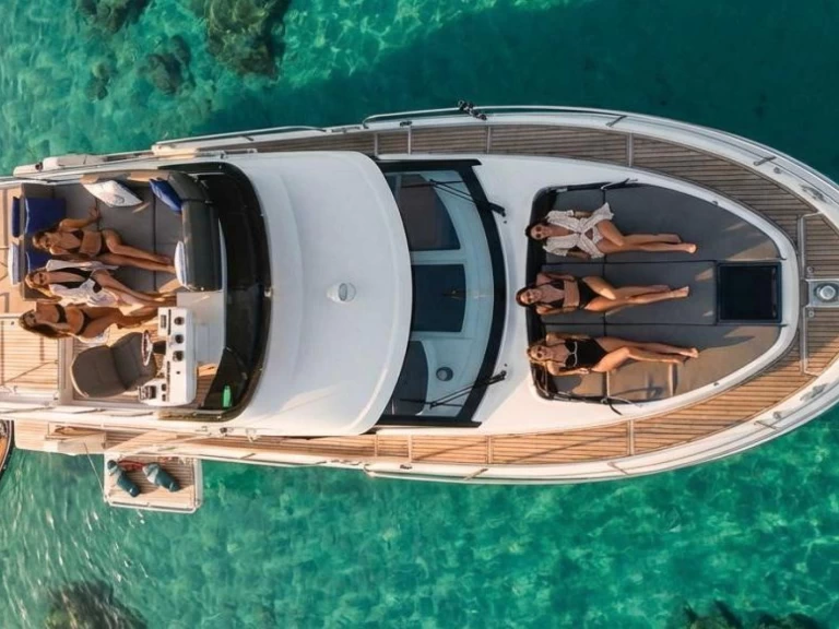 Alquiler de Bénéteau Antares 12 en Portisco