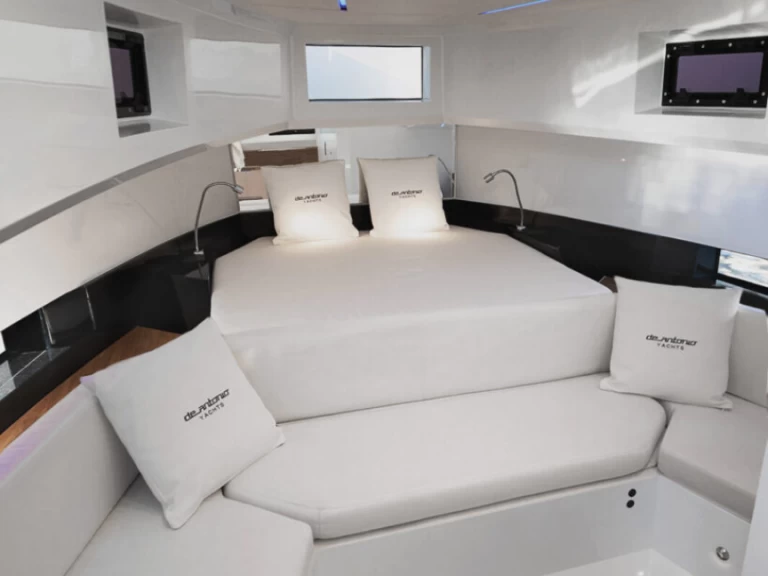 Alquiler de embarcaciones De Antonio De Antonio 36 Hard Top enIbiza (Ciudad) en Samboat