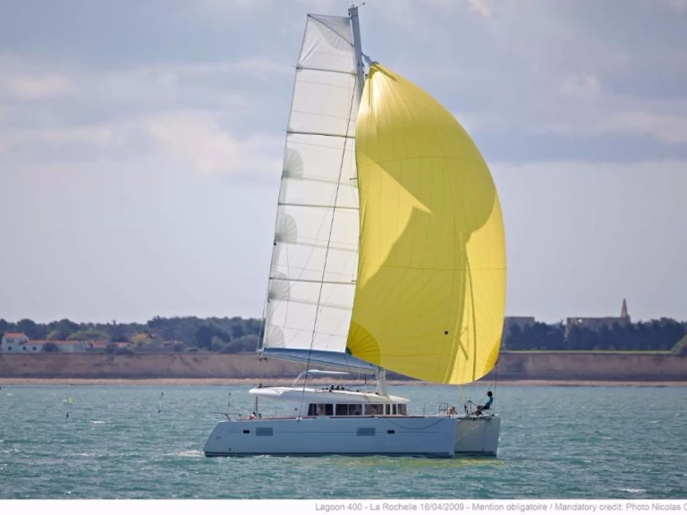 Alquiler de embarcaciones Lagoon Lagoon 400 enPomer en Samboat