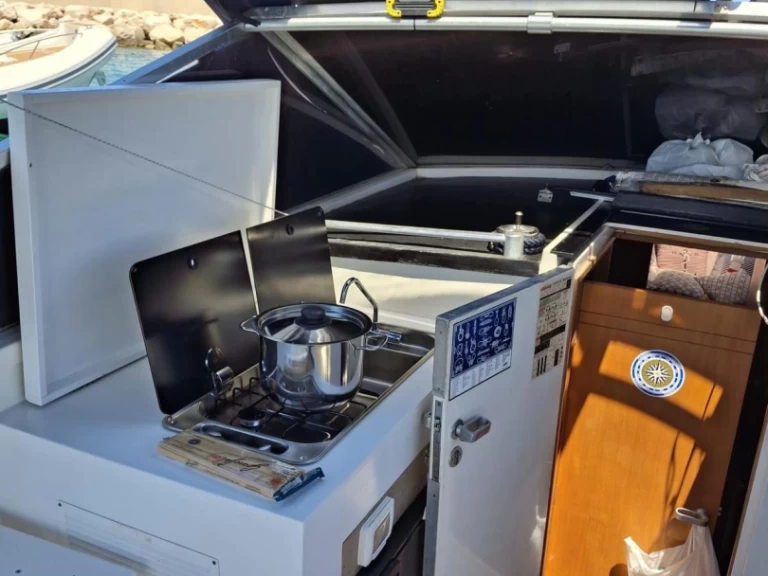 Alquiler de barcos Taranto barato de Mochi 40