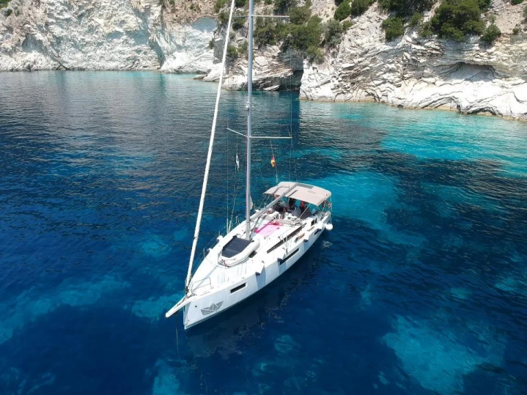 Velero para alquilar Lefkáda al mejor precio