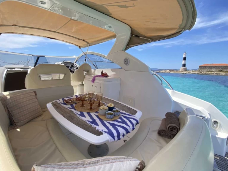 Lancha para alquilar Port Olímpic de Barcelona al mejor precio