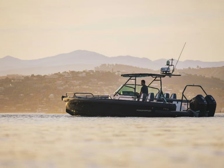 Alquiler Lancha en Marina de Lagos - Axopar 28 T-Top