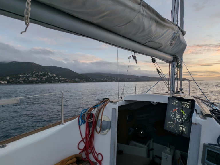 Alquiler de embarcaciones Bénéteau First 21.7 S enPort Fréjus en Samboat