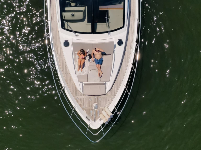 Alquiler de embarcaciones Schaefer 620 enRio de Janeiro (state) en Samboat