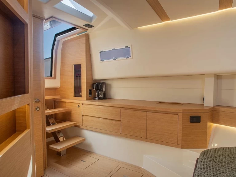 Alquiler de Lancha, con o sin patrón Pardo Yachts Saint-Tropez