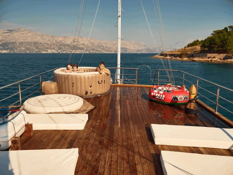Alquiler de embarcaciones  Custom Built Aluminum Cutter TREBENNA enCroacia en Samboat