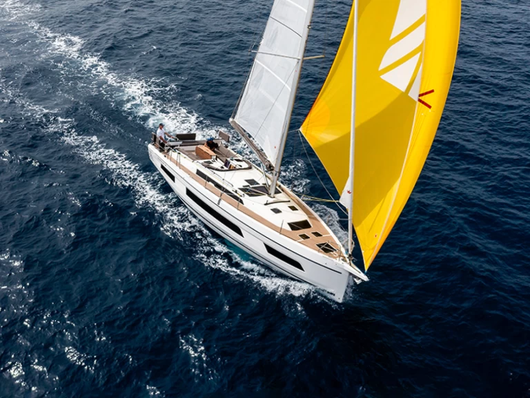 Alquiler de barcos Palero barato de Dufour 41