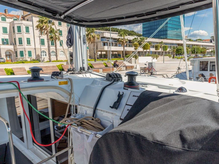 Alquiler de Lagoon Lagoon 40 en Komolac