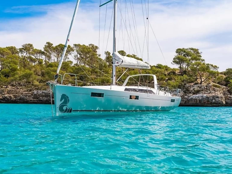 Alquiler de embarcaciones Bénéteau Oceanis 41.1 enÁlimos en Samboat