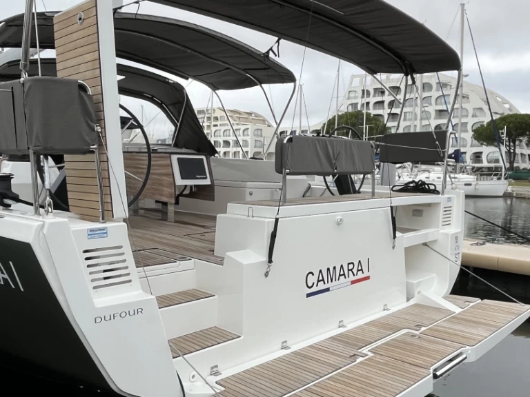 Alquiler de Velero, con o sin patrón Dufour Port-Camargue