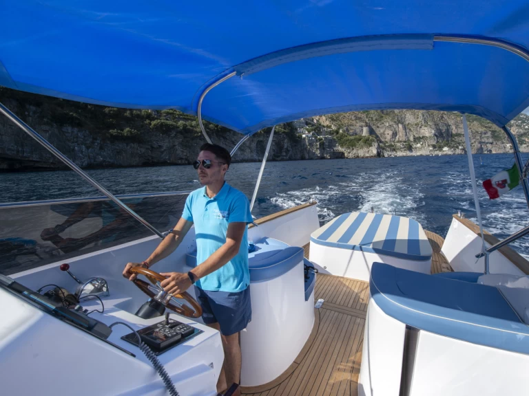 Alquiler de barcos Positano barato de 34 FT