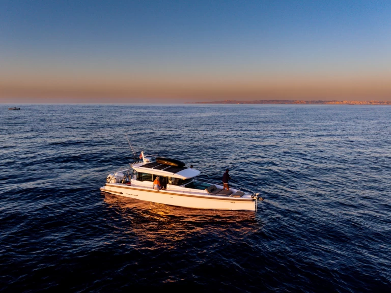 Alquiler Valletta - Axopar Axopar 37 XC Cross Cabin en SamBoat