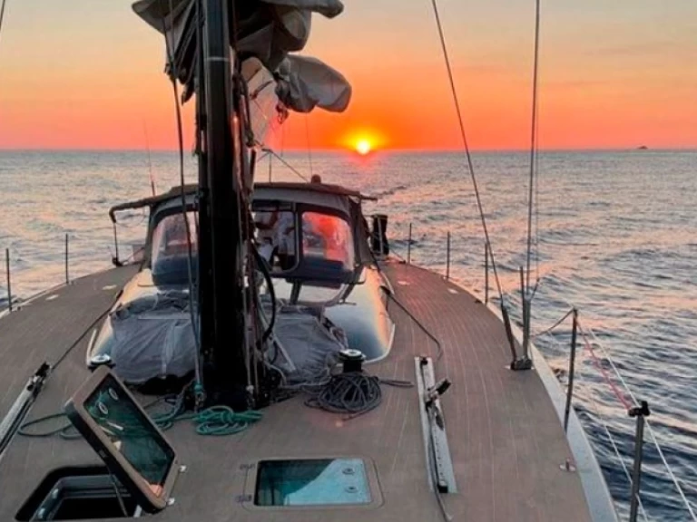 Alquiler Velero Maxi con o sin  título de navegación