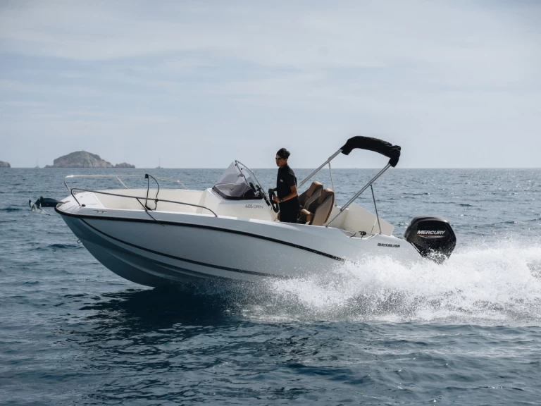 Alquiler de Quicksilver Activ 605 Open en Marsella
