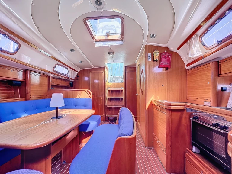 Alquiler de barcos Salamína barato de Bavaria 42