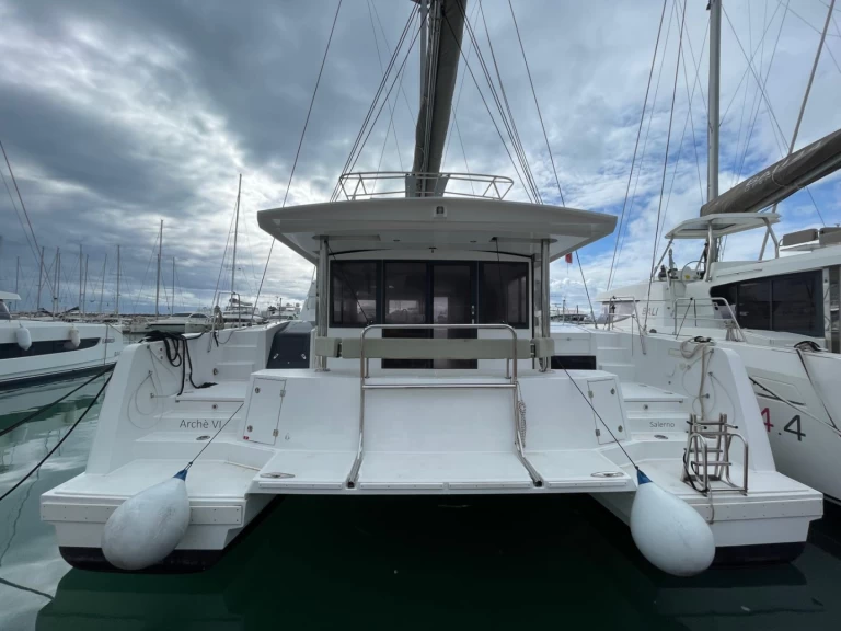 Catamarán para alquilar Salerno al mejor precio