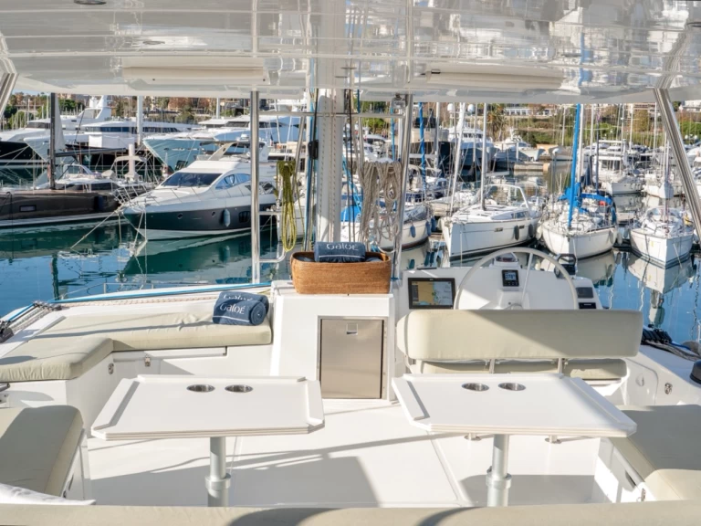 Alquiler Catamarán Bali con o sin  título de navegación