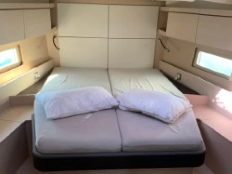 Velero para alquilar Álimos al mejor precio