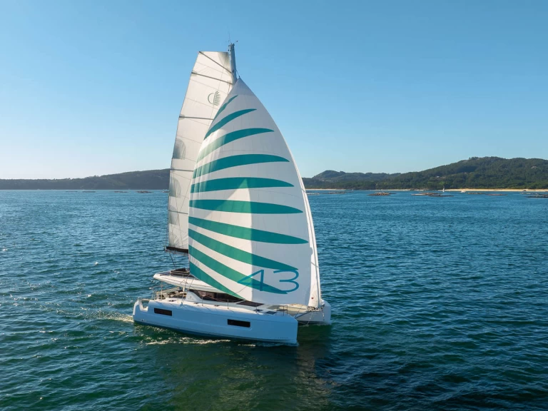 Alquiler de barcos Kaštela barato de Lagoon 43 - 3 + 1 cab. OW