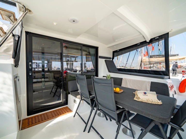 Alquiler de Catamarán, con o sin patrón Lagoon Benítses