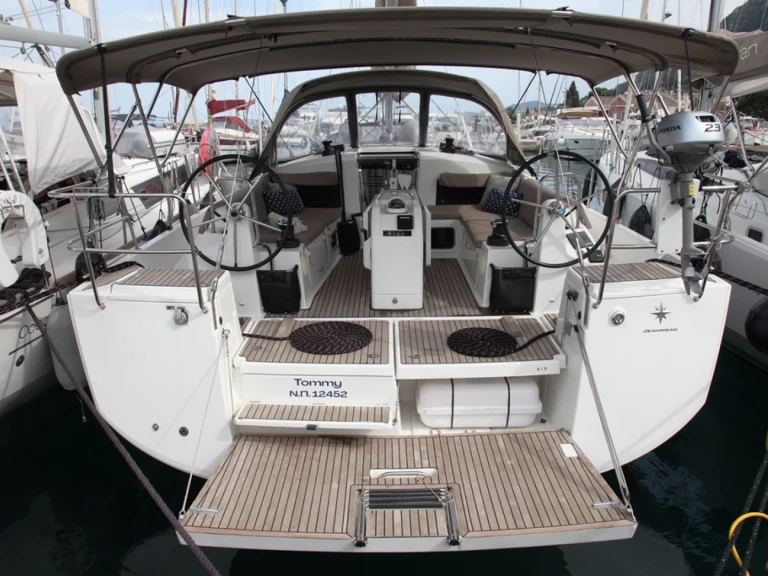 Alquiler Benítses - Jeanneau Sun Odyssey 440 en SamBoat