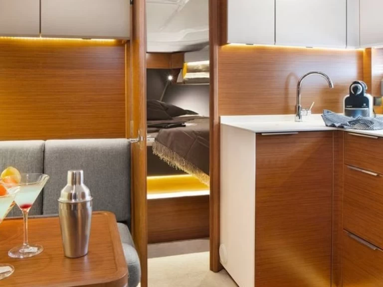 Alquiler de Bavaria Bavaria Sport 360 Open en El Toro