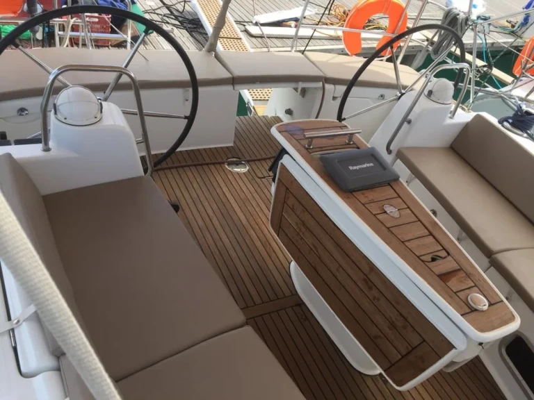 Alquiler Eleusis - Bénéteau Oceanis 50 Family en SamBoat