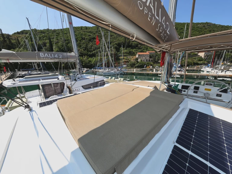 Alquiler de Catamarán, con o sin patrón Bali Komolac
