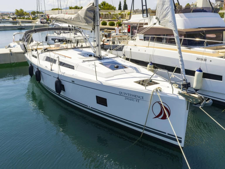 Alquiler de Velero, con o sin patrón Hanse Sukošan