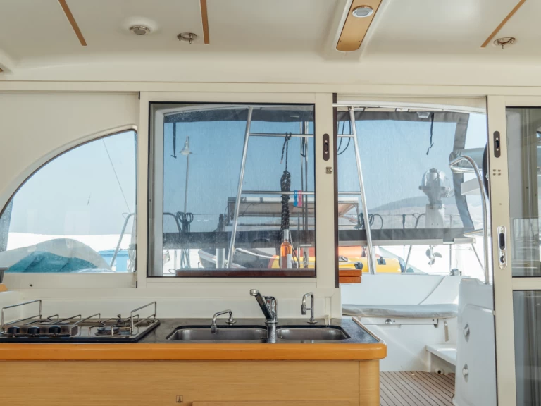 Alquiler Cos - Lagoon Lagoon 380 S2 en SamBoat