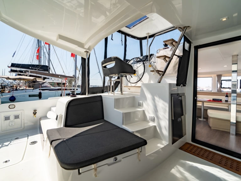 Alquiler Catamarán Lagoon con o sin  título de navegación