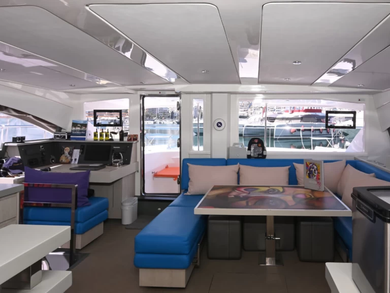 Leopard Catamarans / Robertson & Caine Leopard 51 PC - 4 + 2 cab. de alquiler a Nidrí