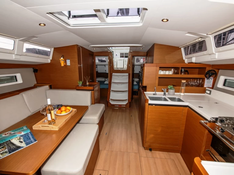 Alquiler Velero en Neo Klima - Jeanneau Sun Odyssey 490