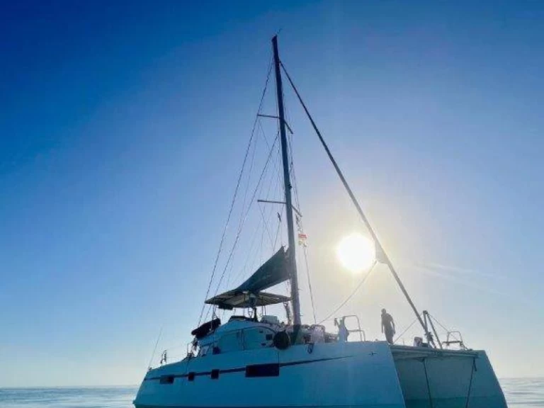 Catamarán para alquilar Gouviá al mejor precio