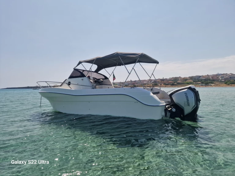 Lancha para alquilar Avola al mejor precio