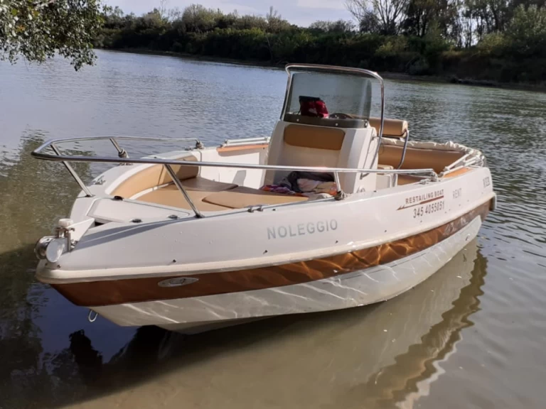 Alquiler de yacht & co voyage 18 en Venecia