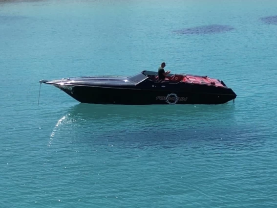 Alquiler Lancha Fountain con o sin  título de navegación