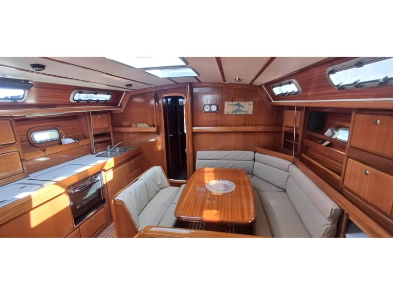 Alquiler Nikiána - Bavaria Bavaria 42 en SamBoat