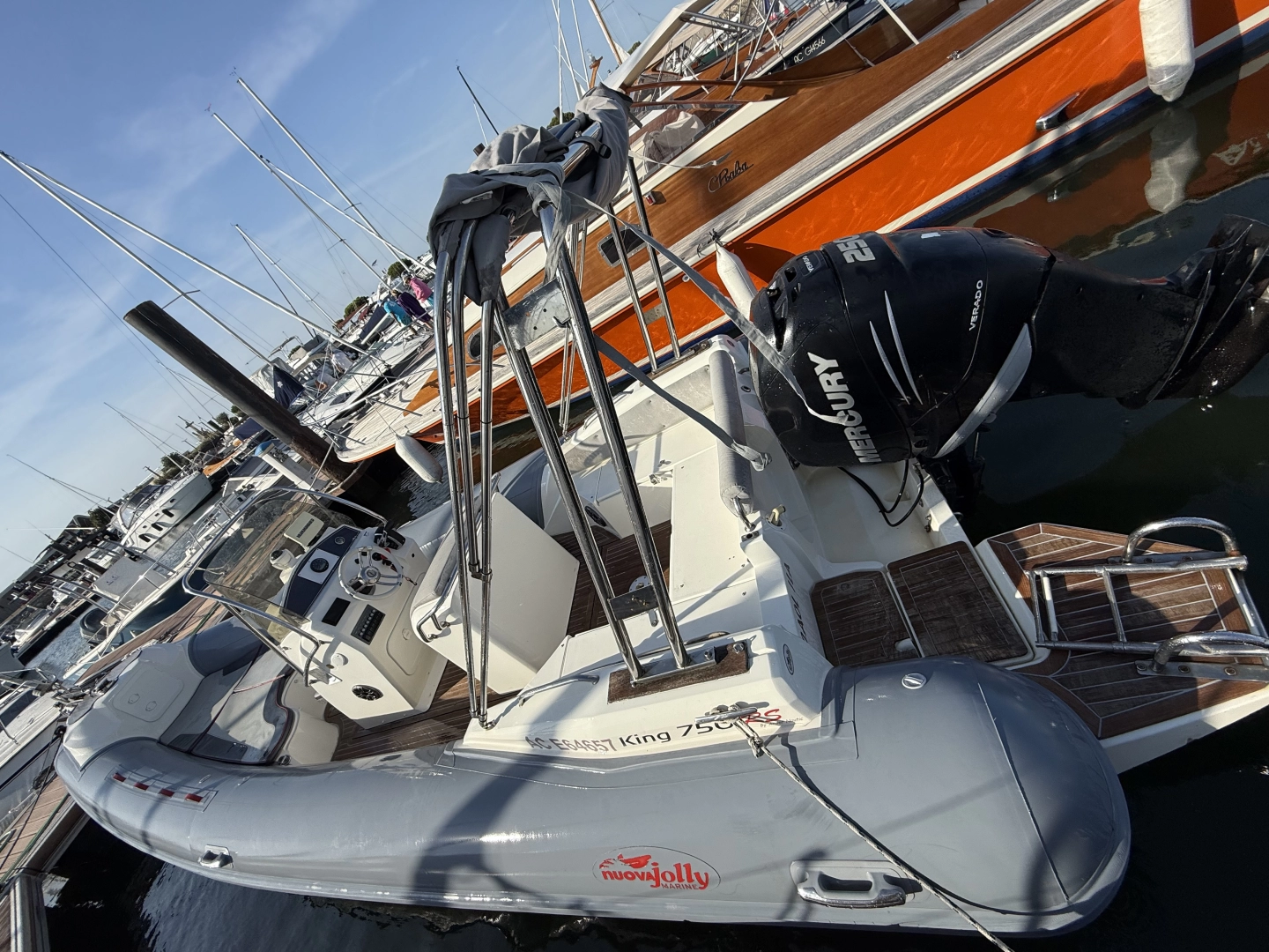 Nuova Jolly King 700 Rs de alquiler a Arcachon