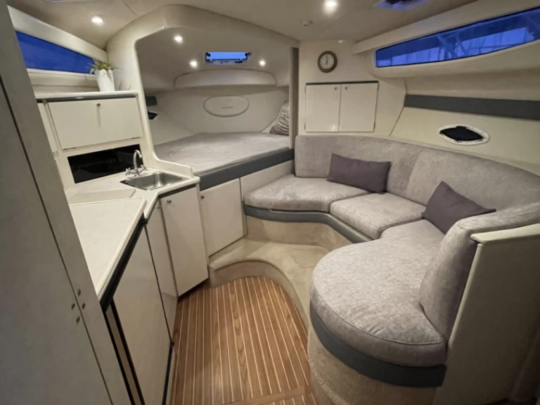 Alquiler de embarcaciones Bayliner Bayliner Ciera enCalp / Calpe en Samboat