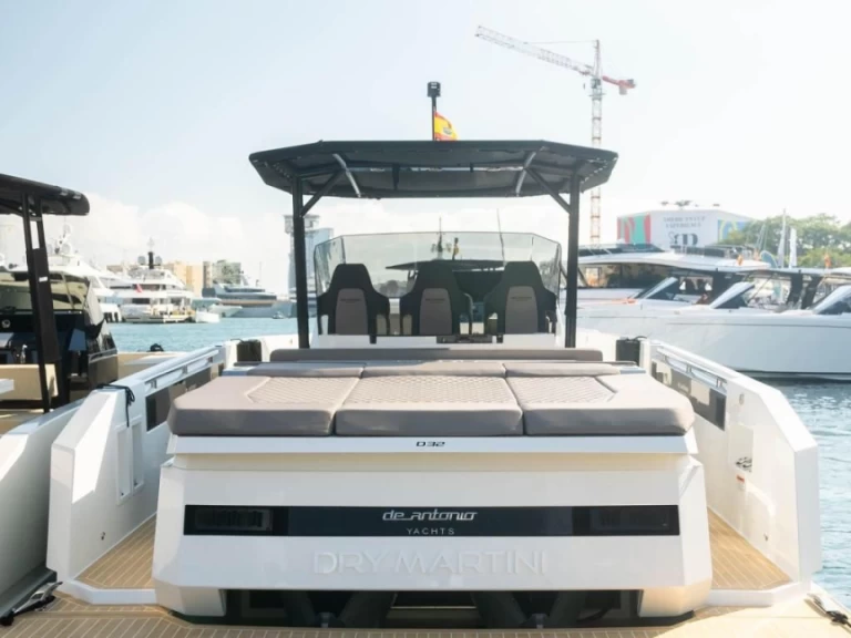 DE ANTONIO Yachts 32 OPEN de alquiler a Mahón