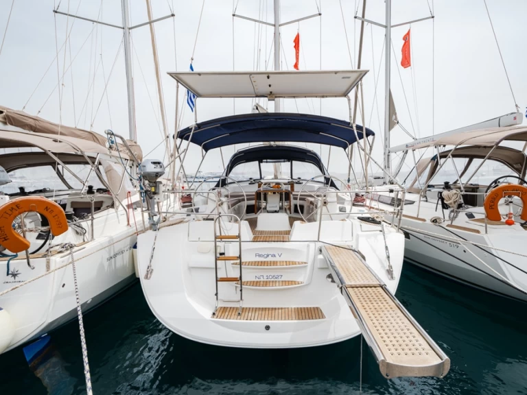 Jeanneau Jeanneau 53 de alquiler a Lávrio