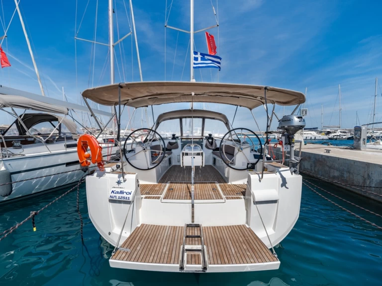 Alquiler de embarcaciones Jeanneau Sun Odyssey 519 enRhodes (Ciudad) en Samboat