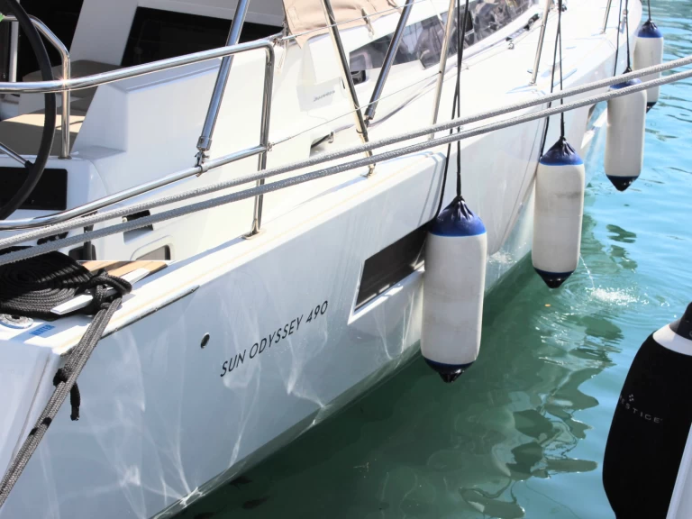 Alquiler Velero en Split - Jeanneau Sun Odyssey 490