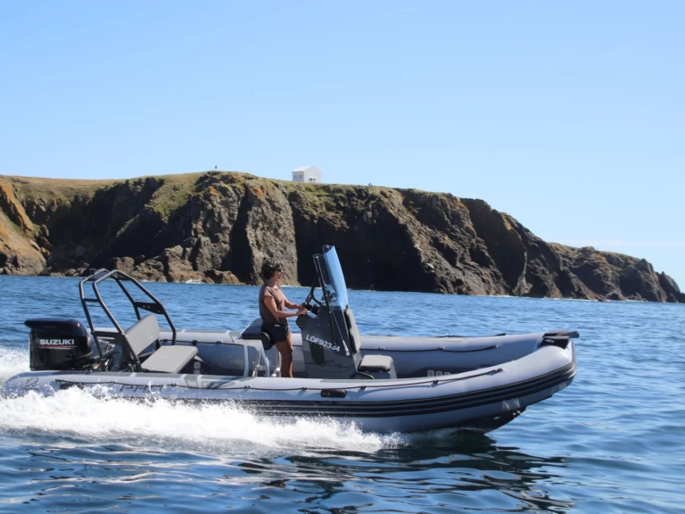 Alquiler de embarcaciones Zodiac ZODIAC PRO 6.5 enPort-Louis en Samboat