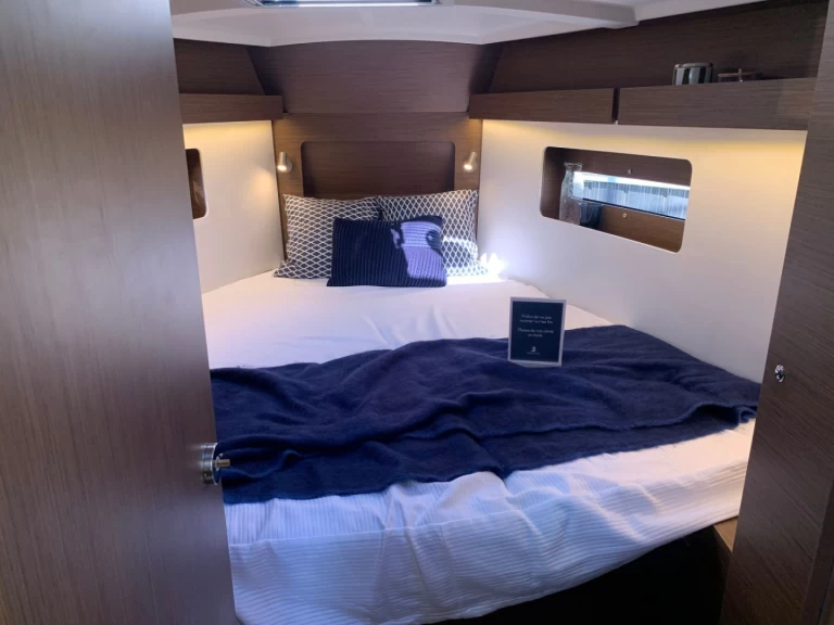 Alquiler de Velero, con o sin patrón Bénéteau Port de La Base de Lorient