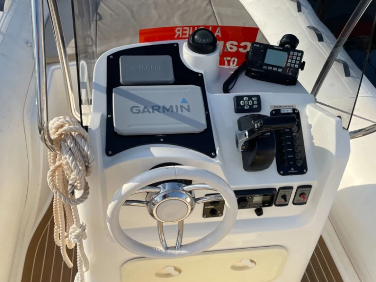 Alquiler Port de Saint-Cyprien Méditerranée - Capelli Tempest 700 Sun en SamBoat