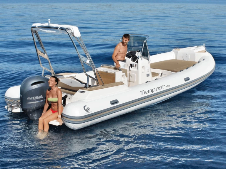 Alquiler de embarcaciones Capelli Tempest 700 Sun enPort de Saint-Cyprien Méditerranée en Samboat